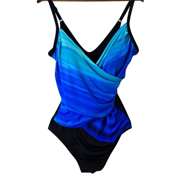 Embrace Your Curves Miracle Brand Sz 1X Black Turquoise Ruching Makenna Swimsuit - Picture 1 of 15